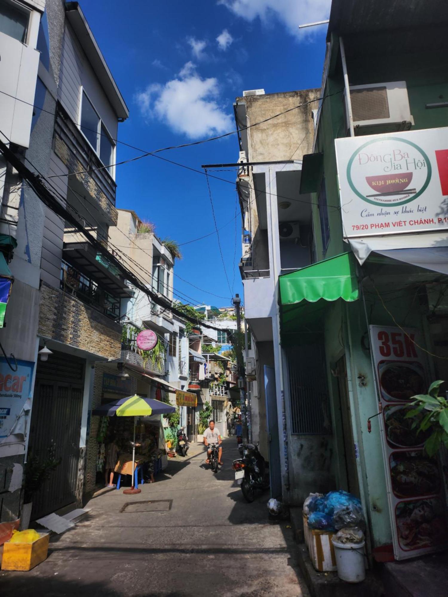 Half Coffee N Dorm Vandrehjem Ho Chi Minh-Byen Eksteriør billede
